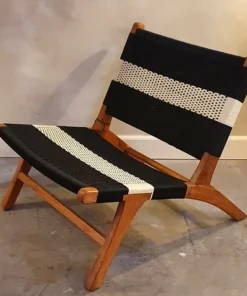 Stoel gekleurde draden