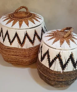 Mand van bananenblad met deksel - wit. Set 2