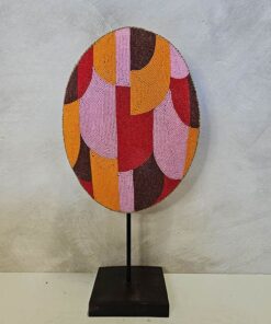 Kralendecoratie op standaard 'Bindu'