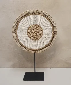 Schelpenkraag op standaard 'Jambi'