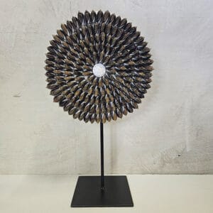 Schelpendeco op standaard 'Buli'