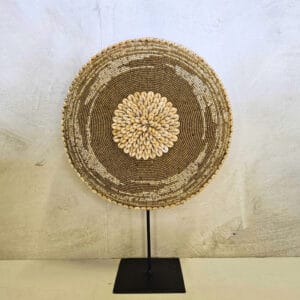 Kralendeco op standaard 'Flores'